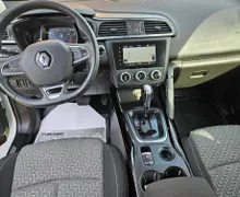 Notranja slika - Renault Kadjar - TCe 140 LIMITED 1.LASTNIK SLO NAVI LED - 9 - Predogledna slika