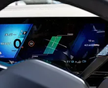 Zunanja slika - Renault Espace - iconic E-Tech hybrid 200 + ZIMSKE GUME + VINJETA - 6 - Predogledna slika