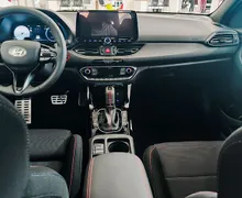 Zunanja slika - Hyundai i30 - 1.6 T-GDI PREMIUM N-LINE-AKT.T-GRETJE-REZ K-VIDEO - 7 - Predogledna slika