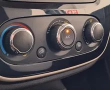Zunanja slika - Renault Captur - TCe 90 Outdoor•Slovensko vozilo•1.Lastnik•... - 15 - Predogledna slika