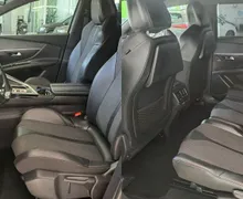 Notranja slika - Peugeot 5008 - 1.5 HDI GT LINE-7 SEDEŽEV-FULL LED-KAMERA-ODLIČEN - 9 - Predogledna slika
