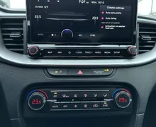 Notranja slika - KIA Ceed - 1.0 T-GDi LX Champion+ ISG. M T - 18 - Predogledna slika
