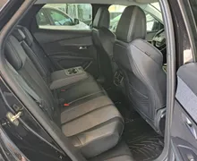 Notranja slika - Peugeot 3008 - 1.5 BlueHDi avt. Allure-FULL LED-KAMERA-ODLIČEN... - 12 - Predogledna slika