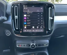 Notranja slika - Volvo XC40 - B3P Core Avt. - 16 - Predogledna slika