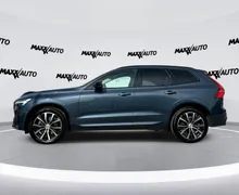 Notranja slika - Volvo XC60 - B4 AWD MILD HYBRID PLUS DARK - 8 - Predogledna slika