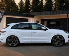 Zunanja slika - Porsche Cayenne - PANO•SOFT CLOSE•ZRAČNO•360•BELA PERLA... - 4 - Predogledna slika