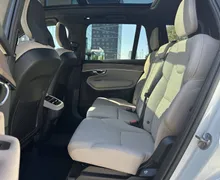 Notranja slika - Volvo XC90 - B5 AWD Plus Bright Avt. 7 sedežev - 11 - Predogledna slika