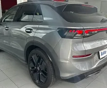Zunanja slika - Volkswagen T-Roc - 1.5 eTSI R-Line DSG-SLO - 4 - Predogledna slika