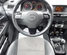 Zunanja slika - Opel Astra - TwinTop 1.8 16V ODLIČNA SAMO 74.900KM FINANCIRANJE - 8 - Predogledna slika