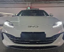 Zunanja slika - BYD SEAL 6 - 6 DM-i COMFORT  PHEV skupni doseg 1.455 km - 6 - Predogledna slika