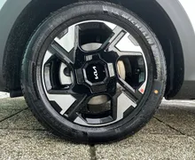 Notranja slika - KIA Stonic - 1.0 T-GDi Pulse DCT - 9 - Predogledna slika
