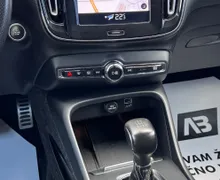 Zunanja slika - Volvo XC40 - T3 R-design+ALU+LED+HI-FI+KLJUKA - 16 - Predogledna slika