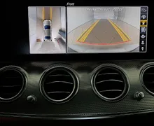 Zunanja slika - Mercedes-Benz E-Razred - LIMO-300-de-2X-AMG-LINE-WIDESCREN-360-KAM-LED-ACC- - 13 - Predogledna slika