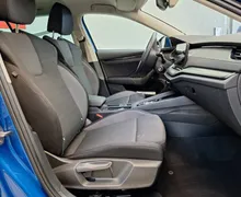 Notranja slika - Škoda Octavia - Combi 2.0 TDI Ambition DSG - 8 - Predogledna slika