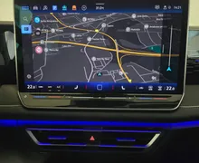 Notranja slika - Volkswagen Tiguan - 2.0 TDI Elegance DSG - LED Plus.alcantara.kamera - 15 - Predogledna slika