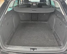 Notranja slika - Škoda Superb - 2.0 TDI Ambition Combi DSG 110 kW - 12 - Predogledna slika