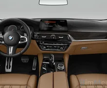 Notranja slika - BMW serija 5: - 530d xDrive |M-Sport|Pano|4WS|Kamera|HUD|Memory| - 9 - Predogledna slika