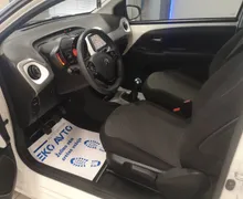 Zunanja slika - Citroën C1 - Attraction 1.0i TEMPOMAT-KAMERA-LED LUČI-43000KM.. - 6 - Predogledna slika