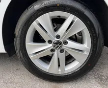 Notranja slika - Volkswagen Golf - 2.0 TDI Life-1 LASTNIK-ALU-NAVI-KAM-ODLIČEN... - 8 - Predogledna slika