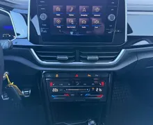 Notranja slika - Volkswagen T-Roc - 2.0 TDI BMT R-Line-ACC-Mrtvi kot-PDC-Vl.kljuka.... - 9 - Predogledna slika