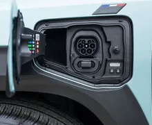 Zunanja slika - Renault 4 E-tech - techno EV52 110kW COMFORT RANGE - 17 - Predogledna slika