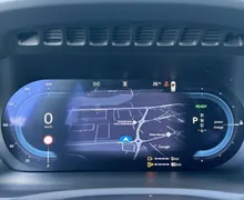 Notranja slika - Volvo XC90 - T8 AWD Ultra Dark 7s 3 leta garancije + 3 servisi. - 15 - Predogledna slika