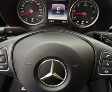 Notranja slika - Mercedes-Benz C-Razred - 220CDI-AUT-SPORT-FUL LED-LIZING ZA TUJCE-MRTVI KOT - 11 - Predogledna slika