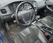 Zunanja slika - Volvo V40 - T3 A R-Design Polar+ FULLED•PANOR•GRETJE•KAMER•17C - 5 - Predogledna slika