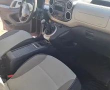 Zunanja slika - Peugeot Partner - Tepee 1.6 HDi Family  VELIKI SERVIS - 8 - Predogledna slika