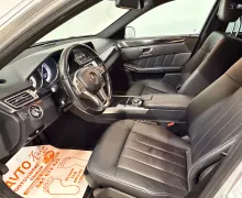 Notranja slika - Mercedes-Benz E-Razred - 200 CDI-EDITION-AUT-BI-XENON-LED-NAVIGACIJA-TEMPO. - 8 - Predogledna slika