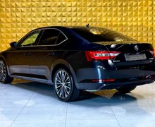 Notranja slika - Škoda Superb - 4x4 2.0 TDI AVT.-NAV - 9 - Predogledna slika