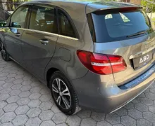 Zunanja slika - Mercedes-Benz B-Razred - B 220 d SPORT AUT 1.LASTNIK MULTIBEAM-LED TEMPOMAT - 4 - Predogledna slika