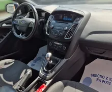 Zunanja slika - Ford Focus - ST-LINE 1.0 125PS M6-SLO-2.LAST-REDNO SERVISIRAN - 15 - Predogledna slika