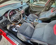 Notranja slika - Škoda Octavia - Combi 2.0 TSI RS 245 DSG |VIRTUAL|PANO|KAMERA|TO.. - 7 - Predogledna slika