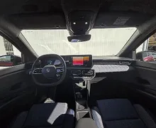 Zunanja slika - Renault 4 E-Tech Electric - Techno EV52 + Paket Varnost Vožnja in parkiranj - 9 - Predogledna slika
