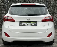 Zunanja slika - Hyundai i30 Wagon - 1.6 CRDI|GR.SED|2CON|TEMPOMAT - 5 - Predogledna slika