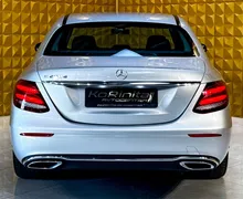 Notranja slika - Mercedes-Benz E-Razred - E200d AUT.-AMBI-NAVI-F1-TEMP-BREZ POLOGA - 10 - Predogledna slika