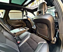Notranja slika - Volvo XC60 - D4 AWD R-Design Avt.-PANO-VIRTUAL-19ALU-KOT NOV... - 11 - Predogledna slika