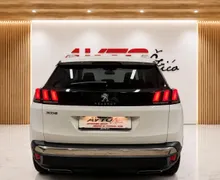 Notranja slika - Peugeot 3008 - 1.2i-ALLURE-VIRTUAL-FULL LED-KAMERA-NAVI-TEMPOMAT. - 8 - Predogledna slika