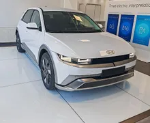 Zunanja slika - Hyundai Ioniq 5 - 168 kW FL PREMIUM   84 kWh   topl.črpalka. el. klj - 1 - Predogledna slika