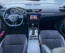 Notranja slika - Škoda Superb - Combi 2.0 TDI Sportline DSG - 10 - Predogledna slika