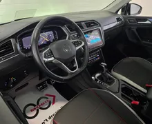Notranja slika - Volkswagen Tiguan - Urban Sport 2.0 TDI DSG- Matrix.pano.HarmanK.asist - 9 - Predogledna slika