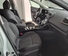 Notranja slika - Renault Kadjar - 1.5 DCI Aut-1 LASTNIK-M 2023-KAMERA-KOT NOV... - 9 - Predogledna slika