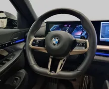 Zunanja slika - BMW Serija 5 - Touring: 540d xDrive MSport Pro HUD - ACC - Pano - 13 - Predogledna slika