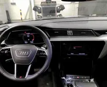 Zunanja slika - Audi e-tron - S line quattro 55.NEMŠKI+4ALU.KAMERA.KLJUKA.KAMERA - 7 - Predogledna slika