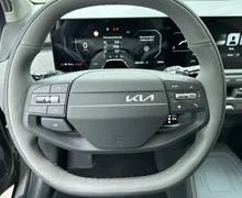 Notranja slika - KIA EV3 - SKY 58.3 kWh baterija - 14 - Predogledna slika