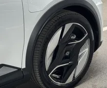 Zunanja slika - Renault Scénic - Scenic iconic E-Tech E 220 Long range - 7 - Predogledna slika