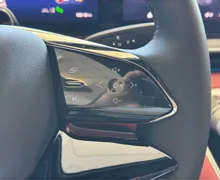 Zunanja slika - Omoda 9 - 1.5T-GDI HUD + BLIS + RADAR + PANORAMA + DAB + - 15 - Predogledna slika