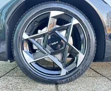 Notranja slika - KIA EV4 - GT-LINE 81.4 kWh bat.. 150 kW  204 KM  ... - 9 - Predogledna slika
