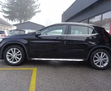 Zunanja slika - Mercedes-Benz GLA-Razred - GLA 200 7G 156KM - KOT NOV - GRETJE SEDEŽEV - - 4 - Predogledna slika
